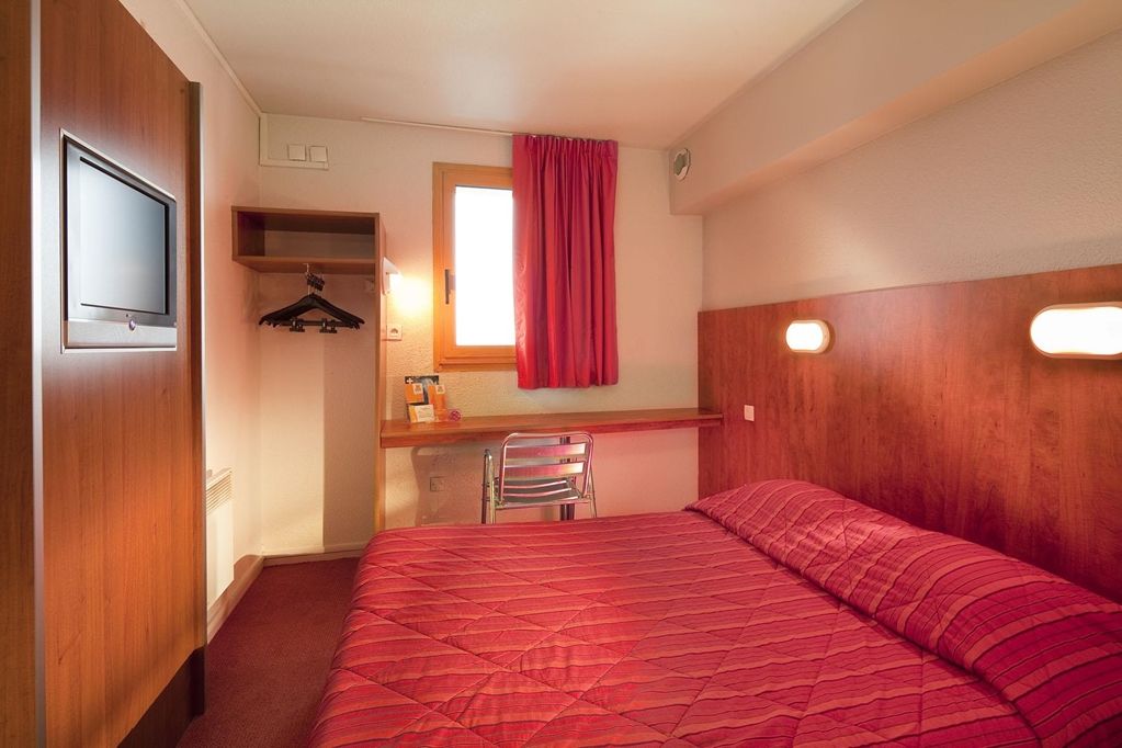 Ibis Budget Chilly-Mazarin Les Champarts Стая снимка