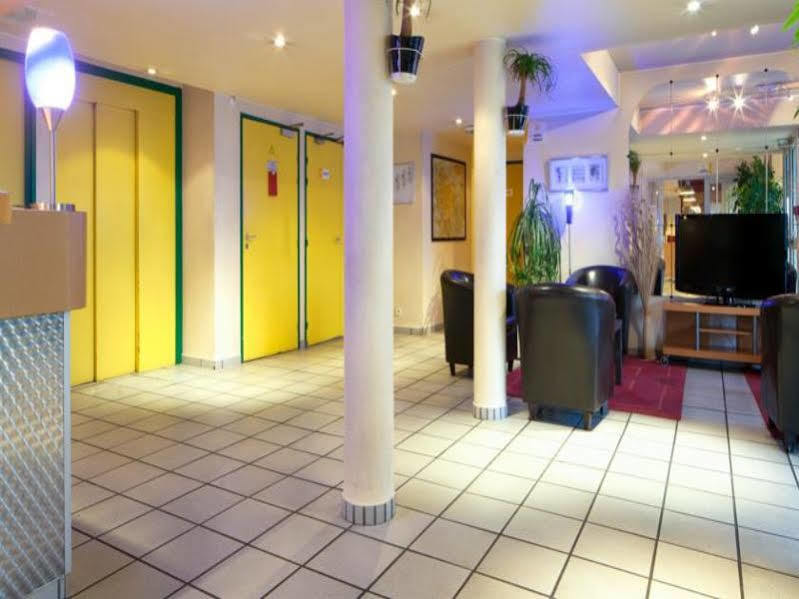 Ibis Budget Chilly-Mazarin Les Champarts Екстериор снимка